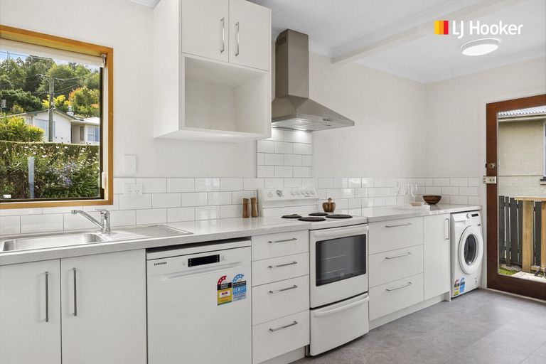 Photo of property in 21 Turner Street, Halfway Bush, Dunedin, 9010