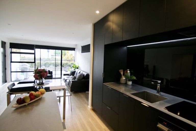 Photo of property in 138c Holly Road, St Albans, Christchurch, 8014