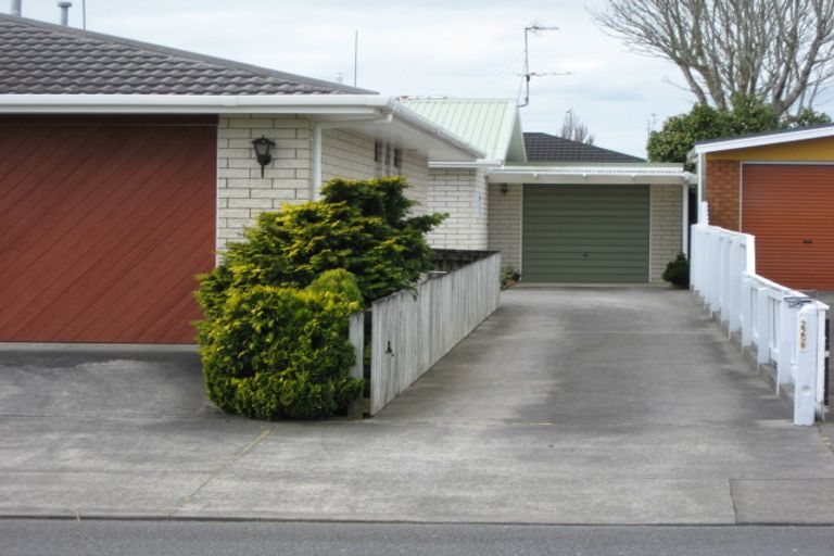 Photo of property in 229 Mangorei Road, Merrilands, New Plymouth, 4312