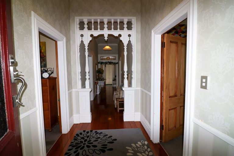 Photo of property in 12a Dublin Street, Dannevirke, 4930