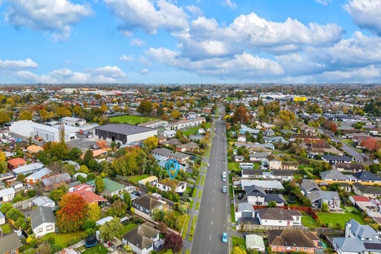 Photo of property in 64 Winters Road, Redwood, Christchurch, 8051