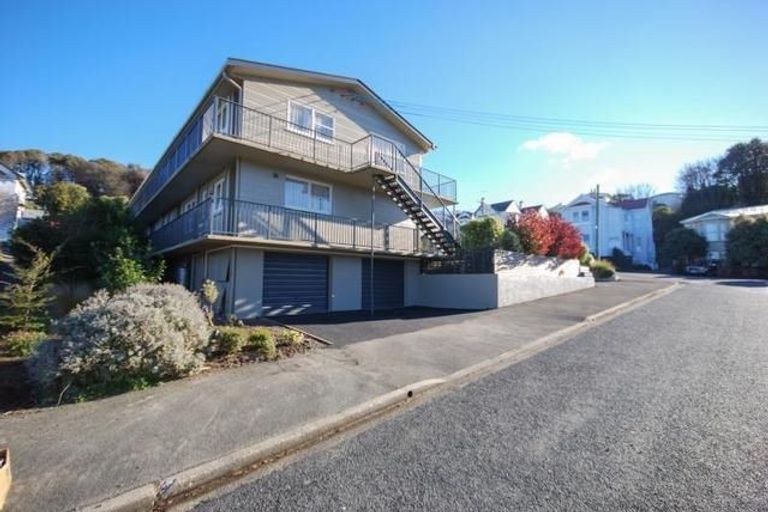 Photo of property in 77 Manor Place, Dunedin Central, Dunedin, 9016
