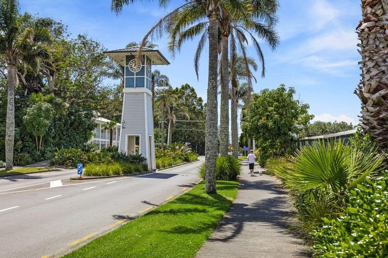Photo of property in 1 Ocean View Terrace, Orewa, 0931