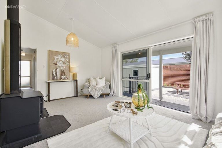 Photo of property in 8 Thorne Place, Rangiora, 7400