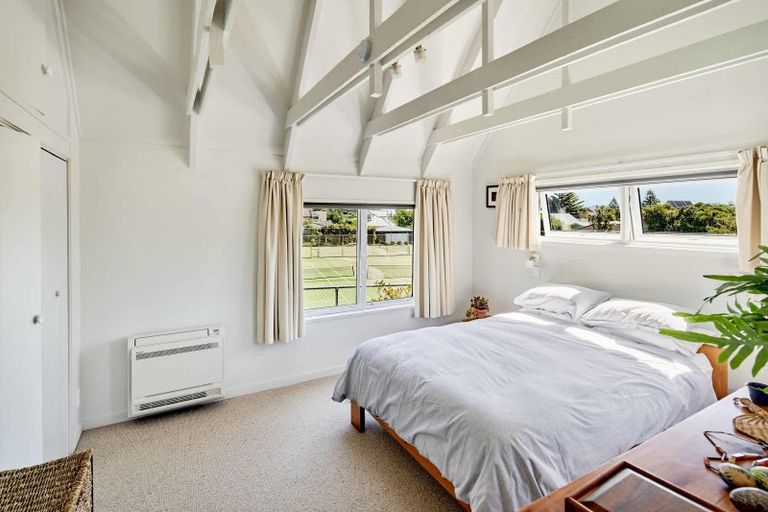 Photo of property in 7/354 Muritai Road, Eastbourne, Lower Hutt, 5013