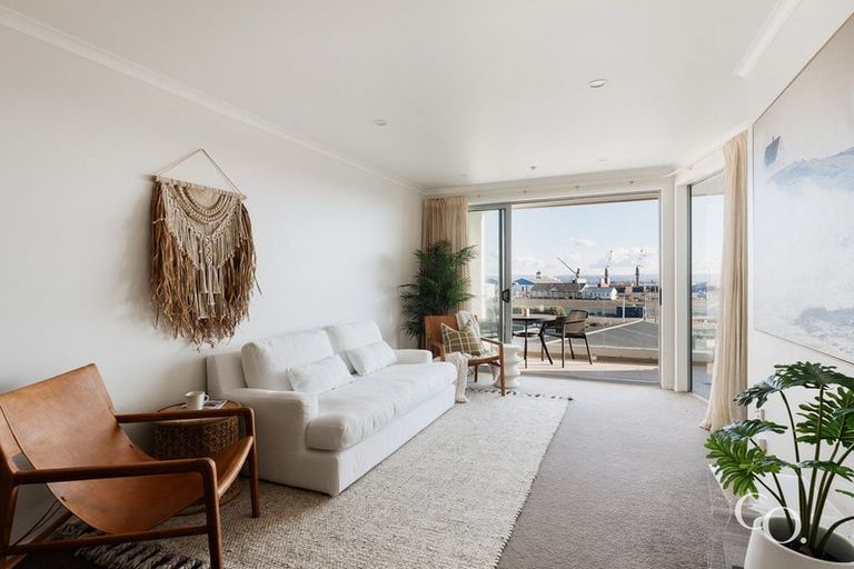 Photo of property in Algarve Apartments, 315/332 Maunganui Road, Mount Maunganui, 3116