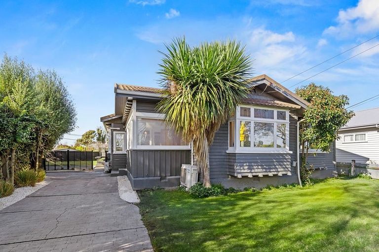 Photo of property in 186 Stapletons Road, Richmond, Christchurch, 8013