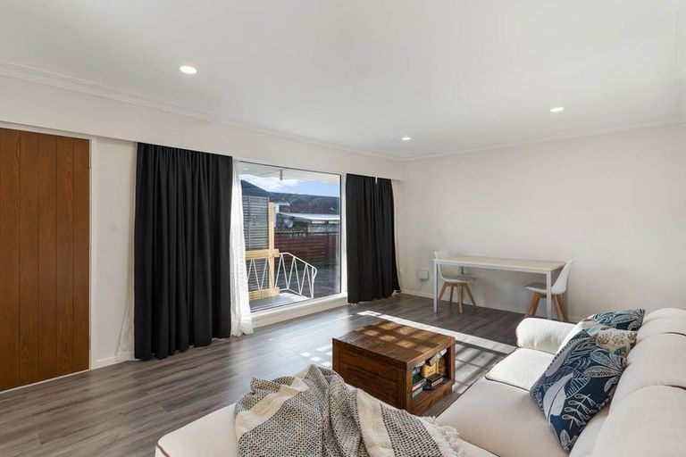 Photo of property in 2/10 Omana Road, Papatoetoe, Auckland, 2025