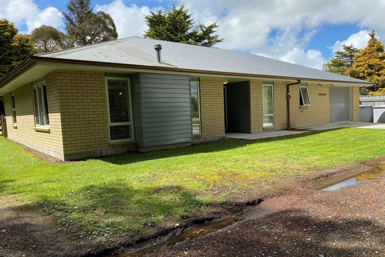 Photo of property in 571 Kelvin Grove Road, Kelvin Grove, Palmerston North, 4470