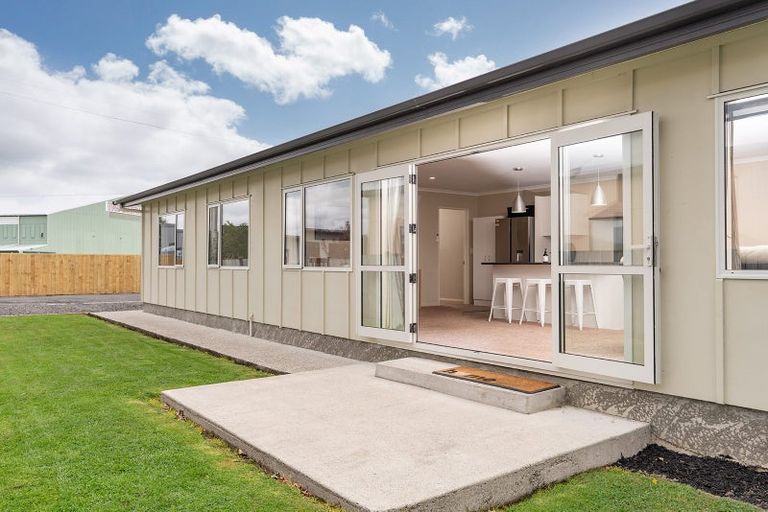 Photo of property in 7 Hazlett Road, Mosgiel, 9092