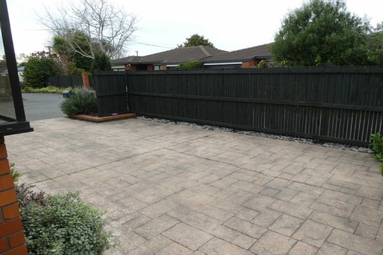 Photo of property in 2/32 Hanrahan Street, Upper Riccarton, Christchurch, 8041