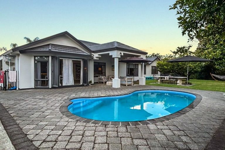 Photo of property in 10 Te Puroa Place, Huntington, Hamilton, 3210