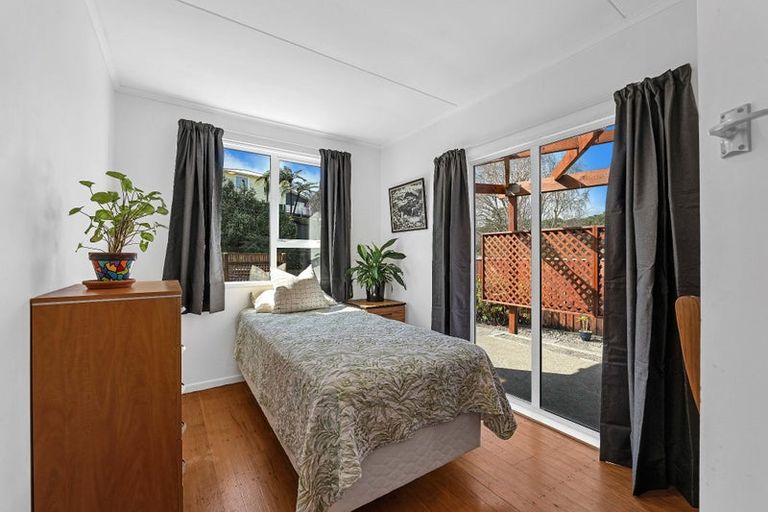 Photo of property in 10 Pembroke Street, Westown, New Plymouth, 4310