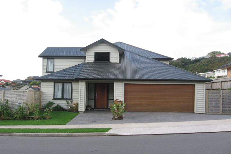 Photo of property in 44 Furlong Crescent, Churton Park, Wellington, 6037