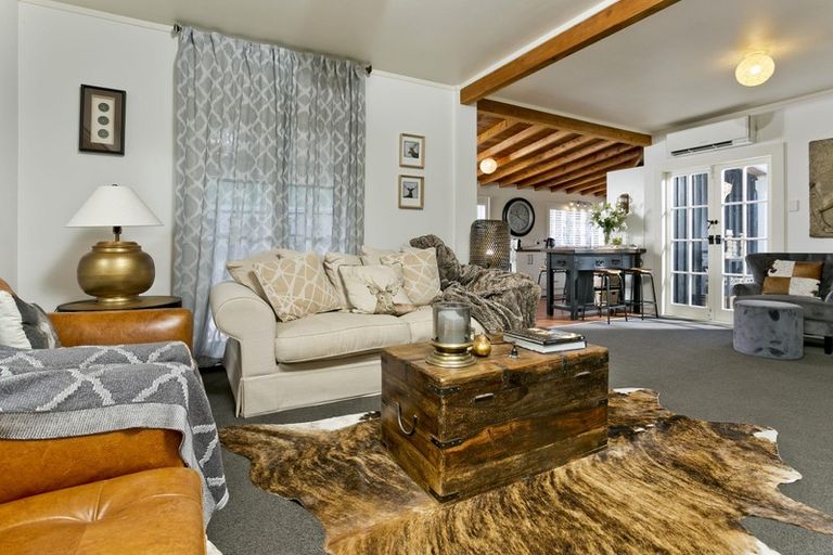 Photo of property in 16 Waitoki Road, Waitoki, Kaukapakapa, 0871