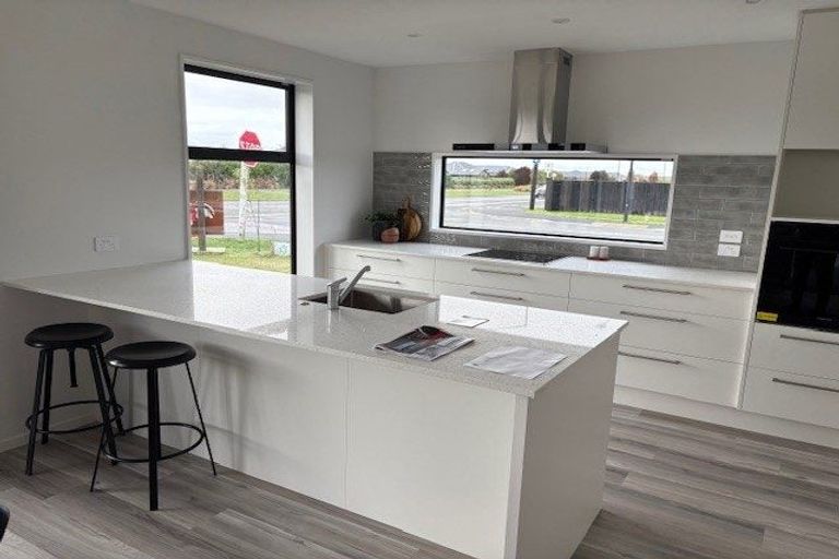 Photo of property in 2 Dynes Road, Rolleston, 7615