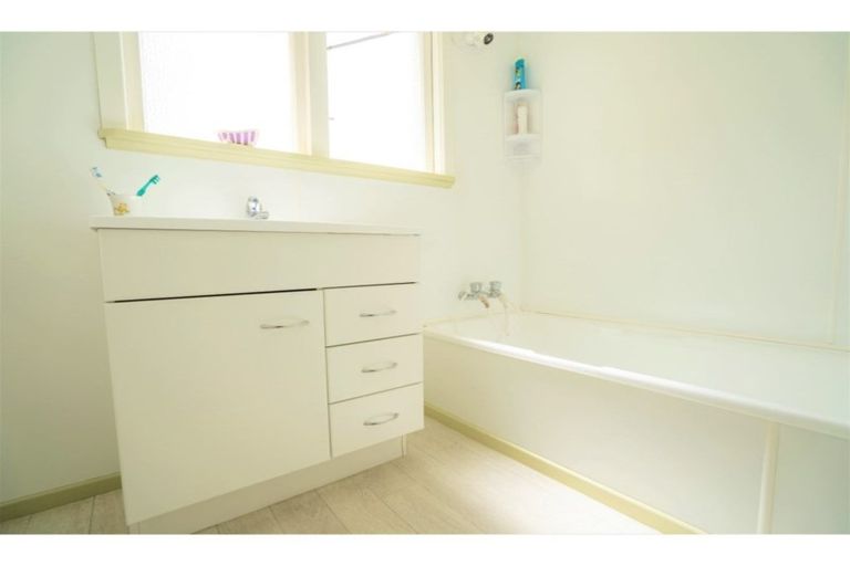 Photo of property in 182 Catherine Street, Windsor, Invercargill, 9810