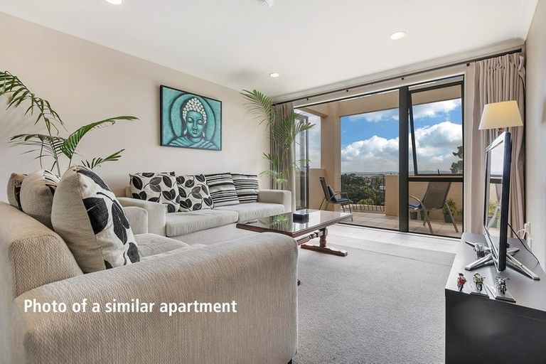 Photo of property in 3/5 Monte Cassino Place, Birkdale, Auckland, 0626