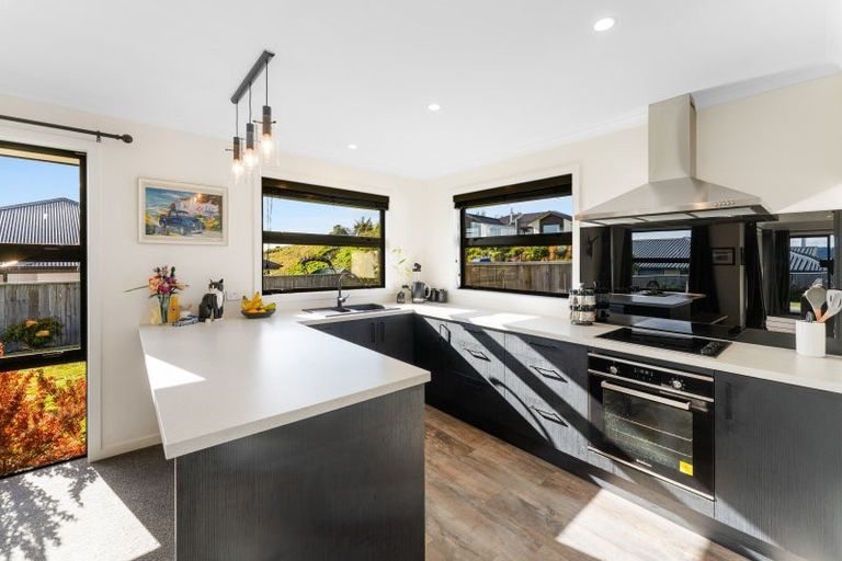 Photo of property in 32 Katania Heights, Brightwater, 7022