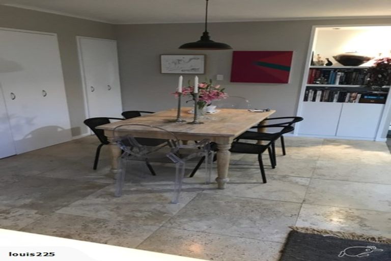 Photo of property in 4 Flavia Close, Torbay, Auckland, 0630