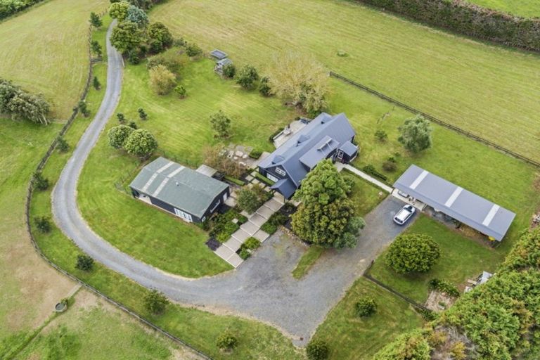 Photo of property in 370b Clarks Beach Road, Clarks Beach, Pukekohe, 2679
