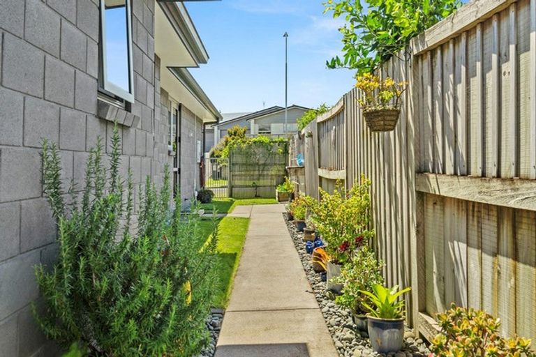 Photo of property in 228 Ballintoy Park Drive, Welcome Bay, Tauranga, 3175