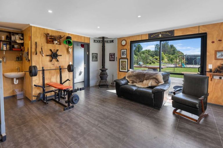 Photo of property in 126 Buller Road, Levin, 5571