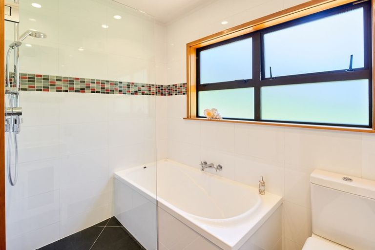 Photo of property in 12 Belmont Terrace, Belmont, Lower Hutt, 5010
