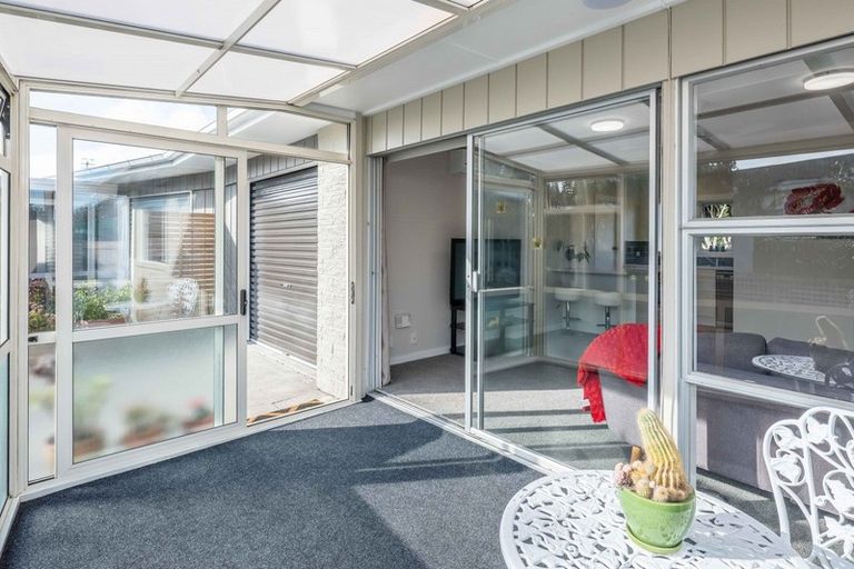 Photo of property in 30a Toru Road, Paraparaumu Beach, Paraparaumu, 5032