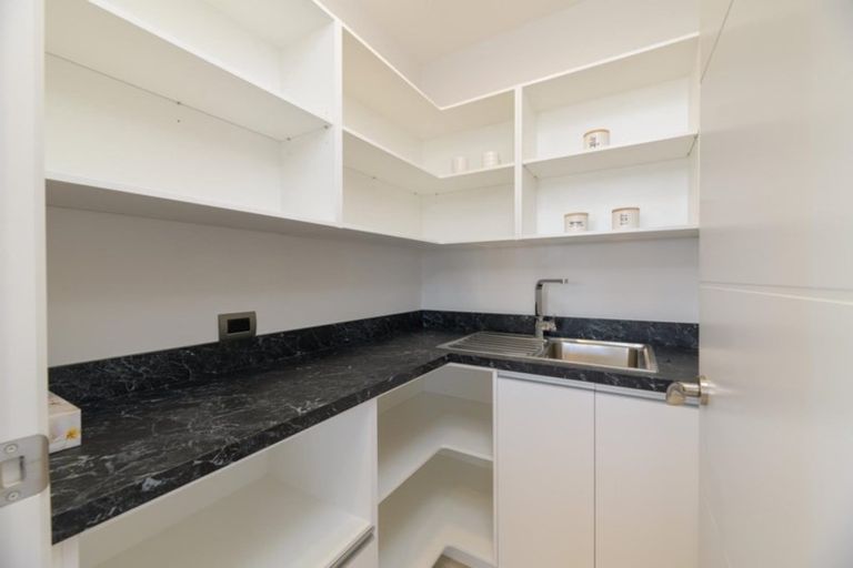 Photo of property in 1 Livingstone Drive, Papamoa Beach, Papamoa, 3118