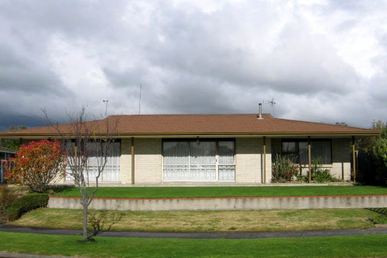 Photo of property in 7 Christian Place, Awapuni, Palmerston North, 4412