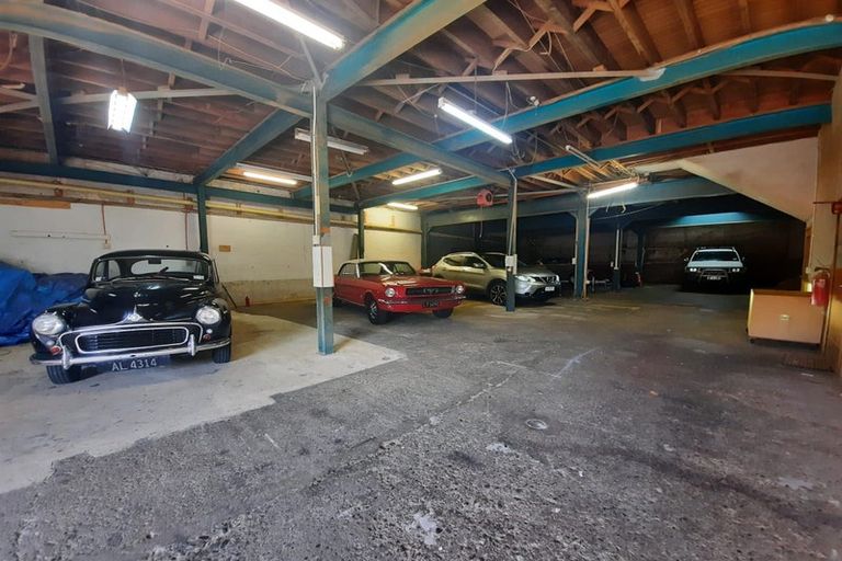 Photo of property in 83 Hutt Road, Pipitea, Wellington, 6035