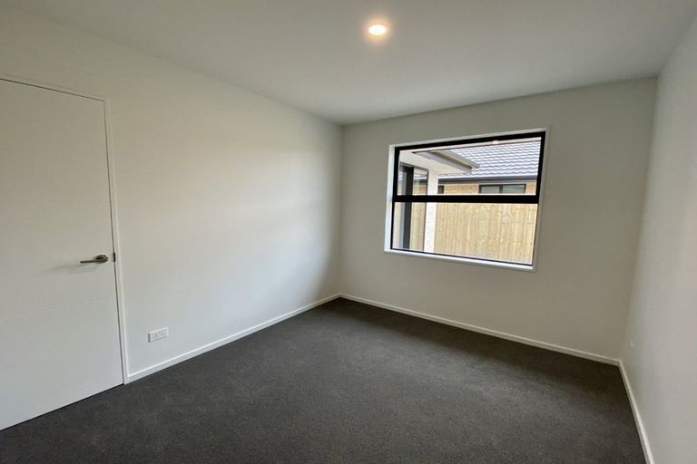 Photo of property in 60 Crossley Avenue, Woodend, 7610