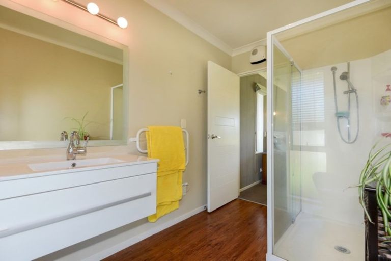 Photo of property in 10 Mchugh Crescent, Darfield, 7510