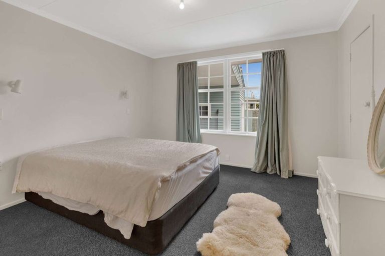 Photo of property in 10a Kings Drive, Levin, 5510