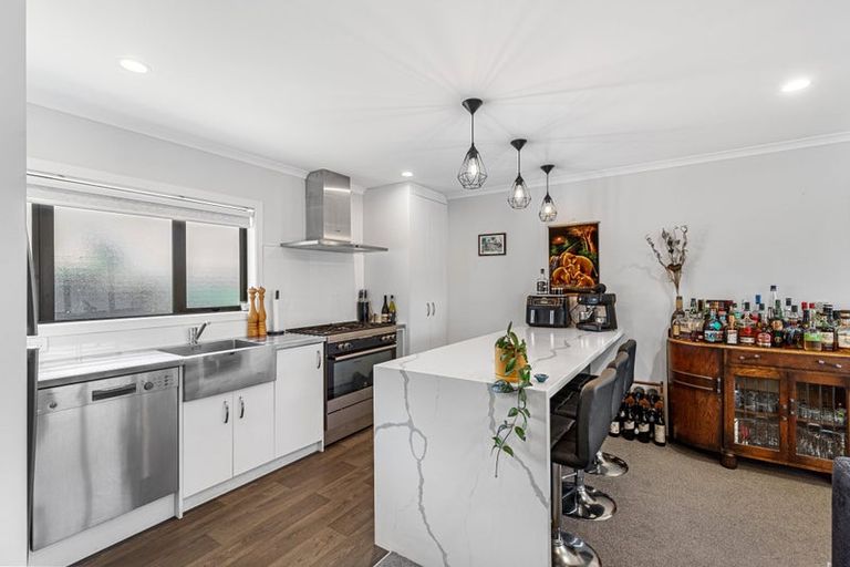 Photo of property in 2/15 Cook Street, Hamilton East, Hamilton, 3216