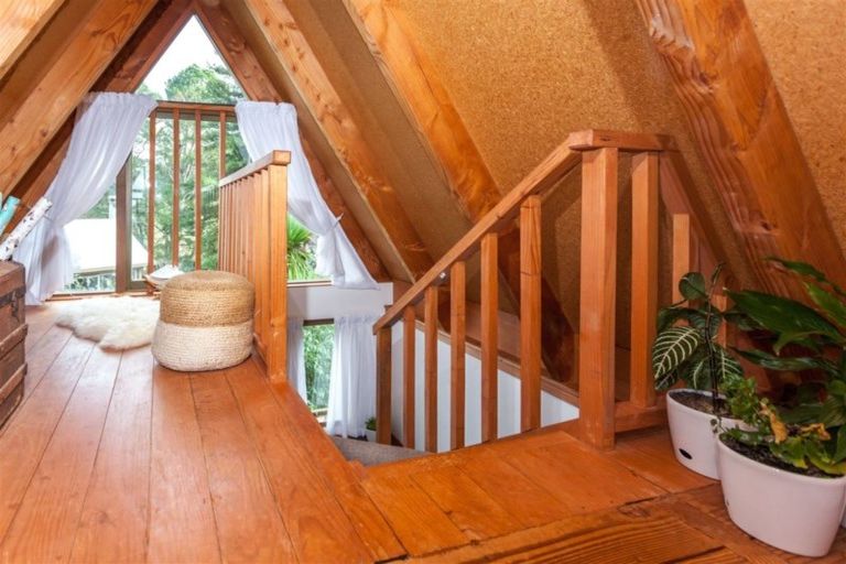 Photo of property in 117 Chevron Crescent, Whangamata, 3620