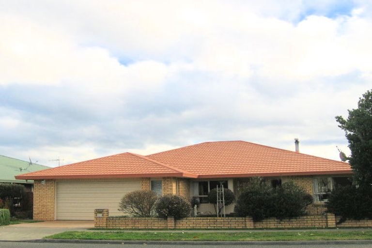 Photo of property in 144 York Avenue, Greenmeadows, Napier, 4112