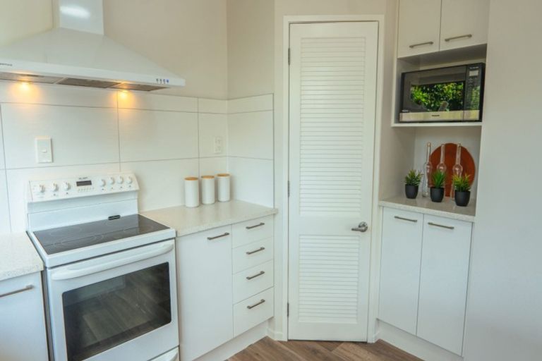 Photo of property in 1/16 Fieldstone Court, Northpark, Auckland, 2013