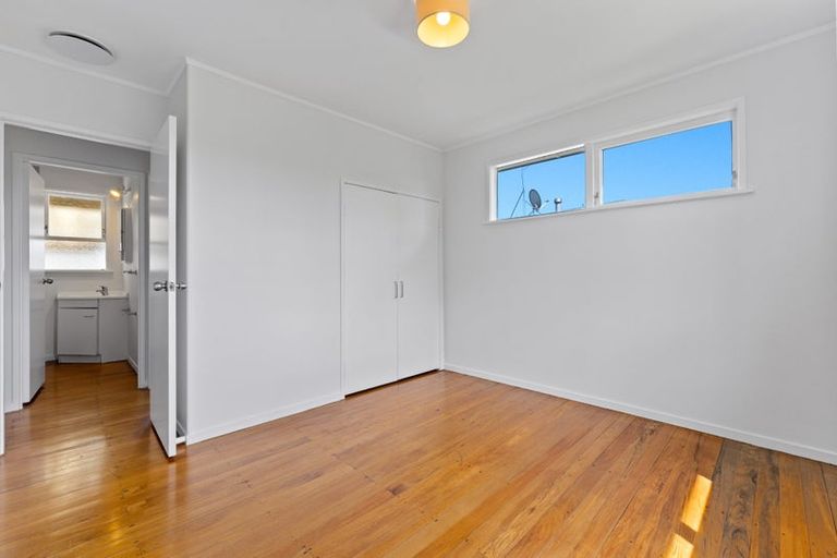 Photo of property in 1/117 Parkhurst Road, Parakai, 0830