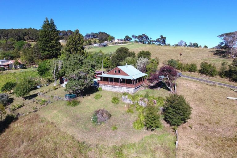 Photo of property in 1 Willow Point Road, Taharoa, 3988