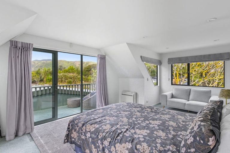 Photo of property in 2 Southleigh, Raumati South, Paraparaumu, 5032