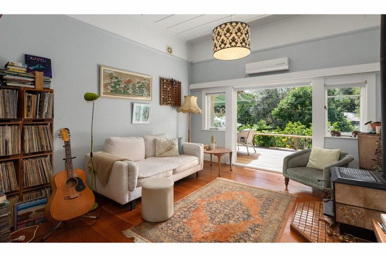 Photo of property in 150 Thames Coast Sh25 Road, Whakatete Bay, Thames, 3575