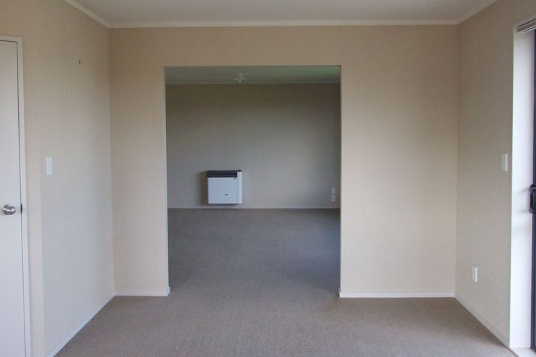 Photo of property in 53 Meridian Grove, Kelvin Grove, Palmerston North, 4414