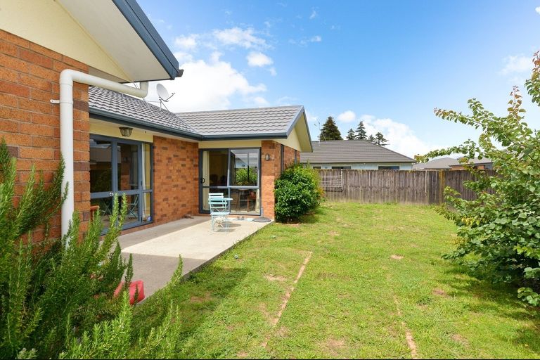 Photo of property in 181 Old Farm Road, Hamilton East, Hamilton, 3216