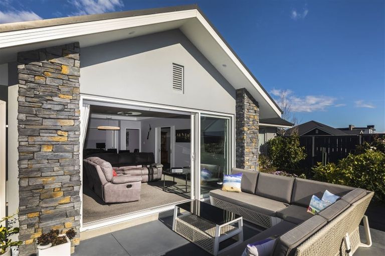 Photo of property in 10 Gerard Place, Rangiora, 7400