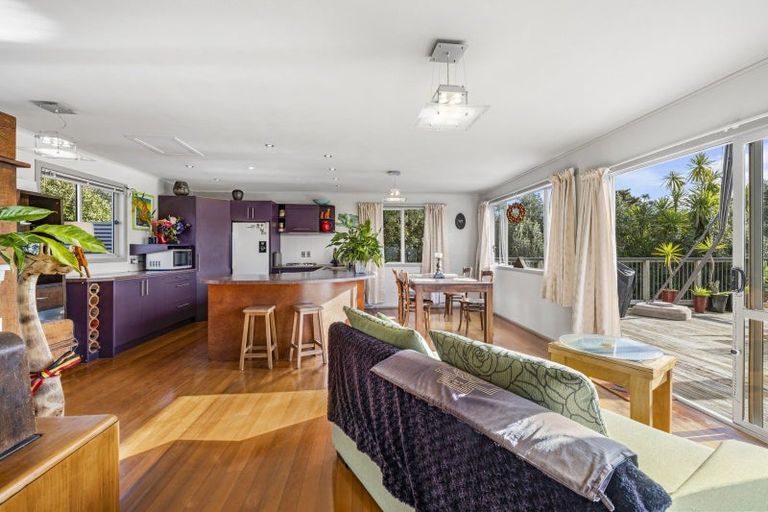 Photo of property in 6a Pokohui Avenue, Raglan, 3225