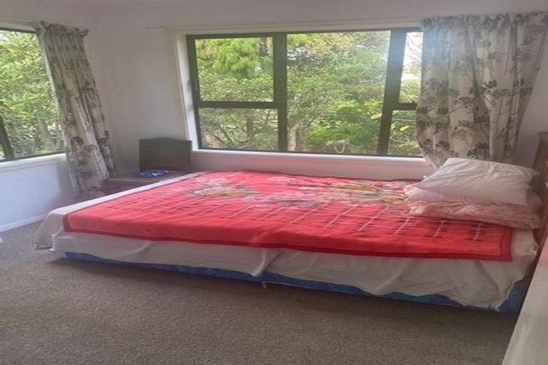 Photo of property in 13 Chester Road, Tawa, Wellington, 5028