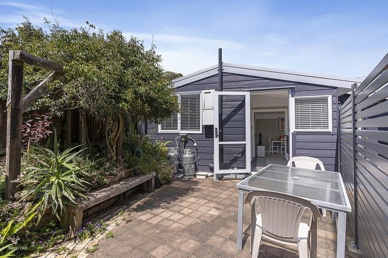 Photo of property in 253 Pohutukawa Avenue, Ohope, 3121