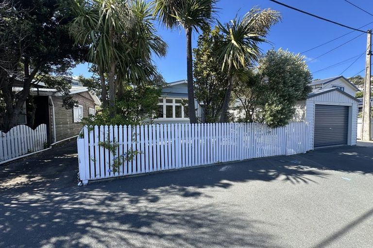 Photo of property in 22 Darlington Road, Miramar, Wellington, 6022